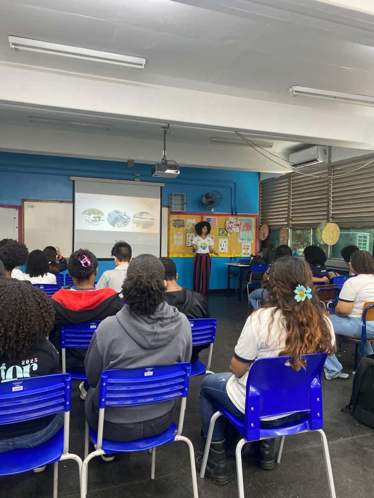 Dia da Ciência no CIEP 117 Carlos Drummond de Andrade, Nova Iguaçu (RJ)